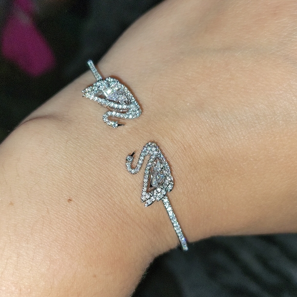 Swarovski swan bracelet and ring SET - Picture 4 of 9